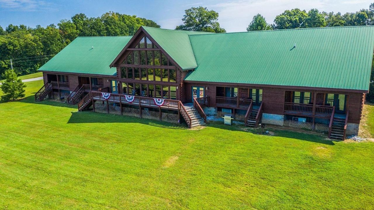 Grandview Experience Lodge Spencer 外观 照片