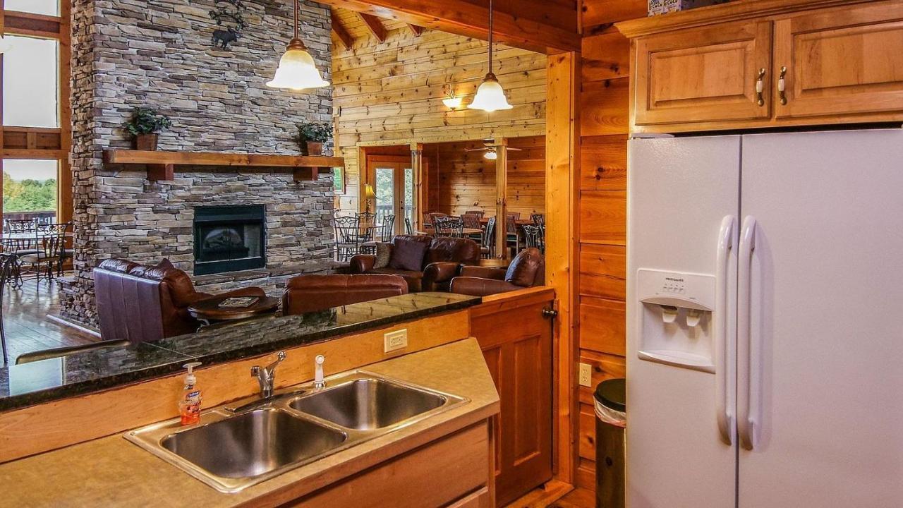 Grandview Experience Lodge Spencer 外观 照片