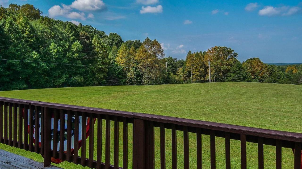 Grandview Experience Lodge Spencer 外观 照片